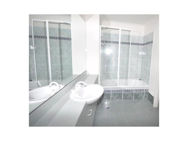 REF 21507/83 Queensbridge Street, Southbank VIC 3006