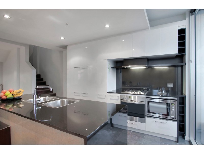 2403/25-33 Wills Street, Melbourne VIC 3000