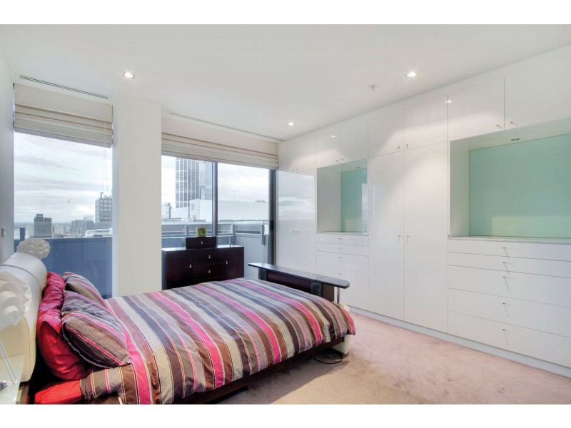 2403/25-33 Wills Street, Melbourne VIC 3000