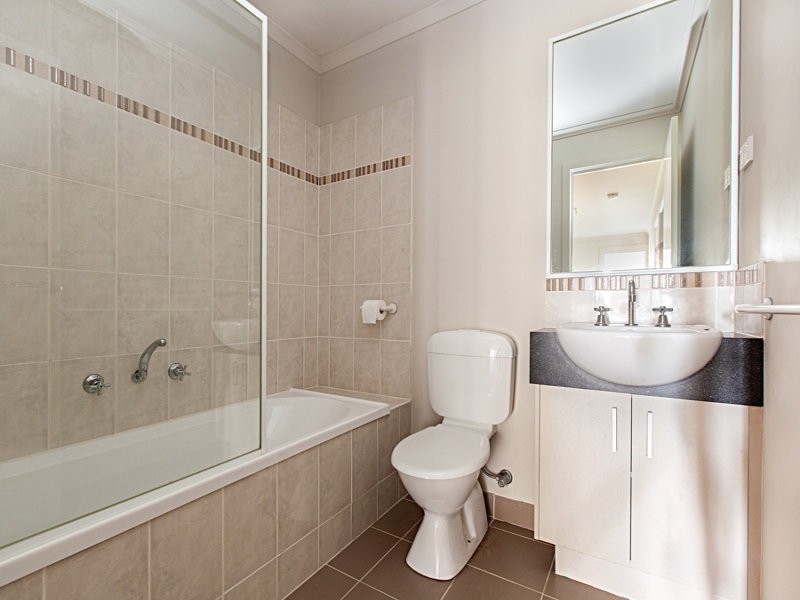 37/39 Astley Crescent, Point Cook VIC 3030