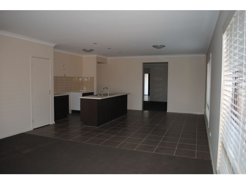 36 Hargrave Avenue, Point Cook VIC 3030