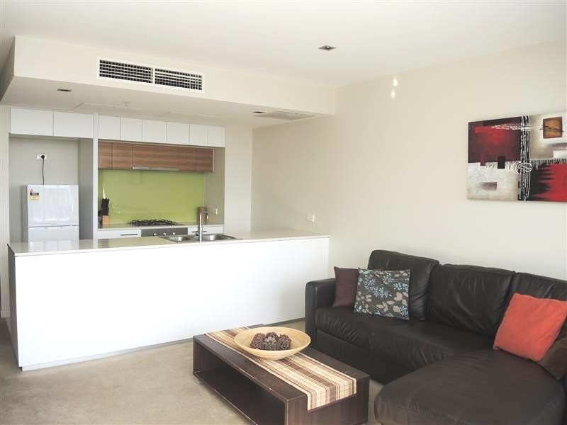 510/100 Harbour Esplanade, Docklands VIC 3008