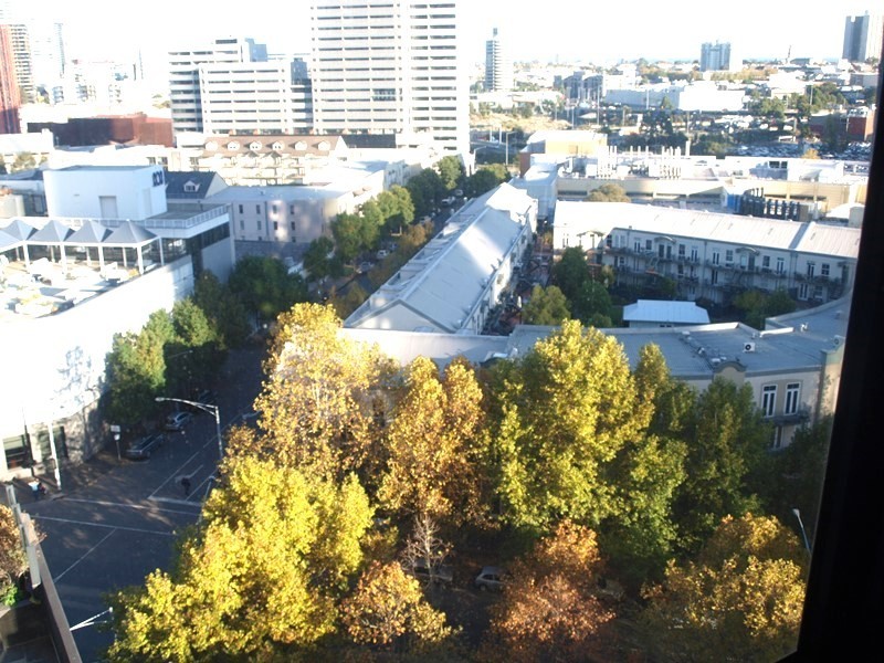 REF 21533/22 Kavanagh Street, Southbank VIC 3006