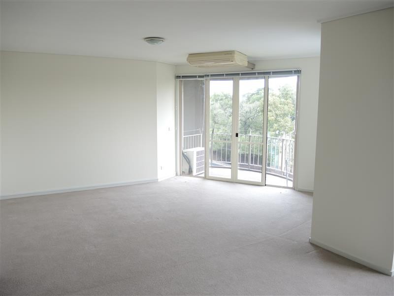 307/23 Queens Road, Melbourne VIC 3004
