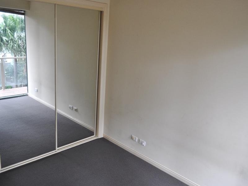 REF 21540/83 Queensbridge Street, Southbank VIC 3006