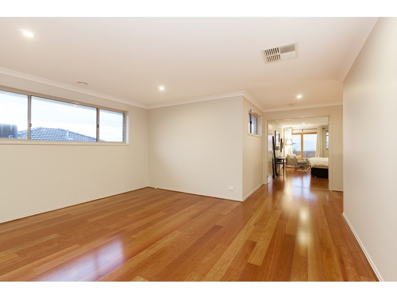 89 Fongeo Drive, Point Cook VIC 3030