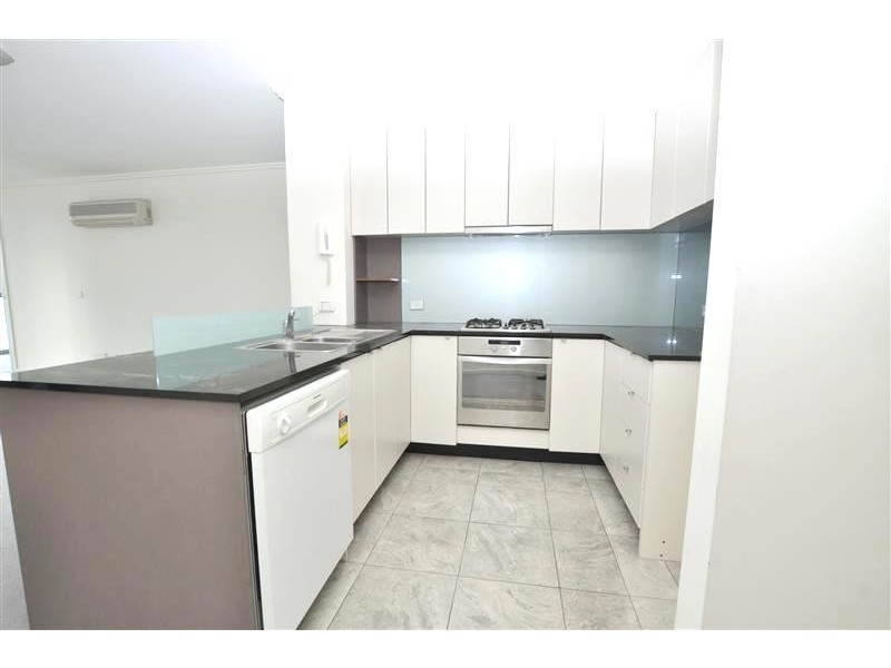 REF 21544/88 Kavanagh Street, Southbank VIC 3006