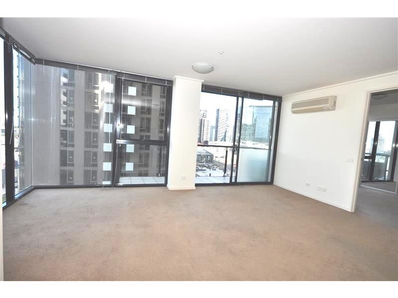 REF 21545/100 Kavanagh Street, Southbank VIC 3006