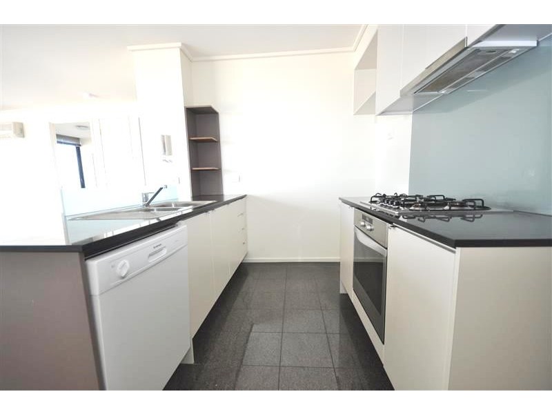 REF 21545/100 Kavanagh Street, Southbank VIC 3006