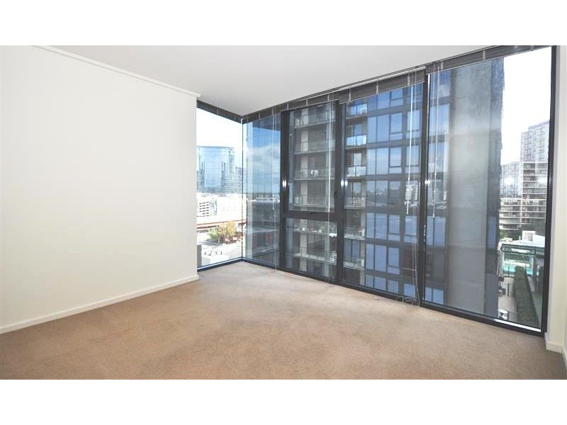 REF 21545/100 Kavanagh Street, Southbank VIC 3006