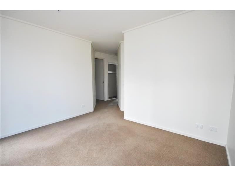 REF 21545/100 Kavanagh Street, Southbank VIC 3006
