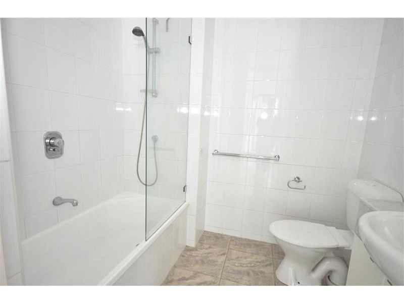 REF 21545/100 Kavanagh Street, Southbank VIC 3006