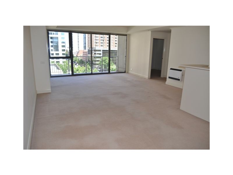 REF 21551/33 La Trobe Street, Melbourne VIC 3000