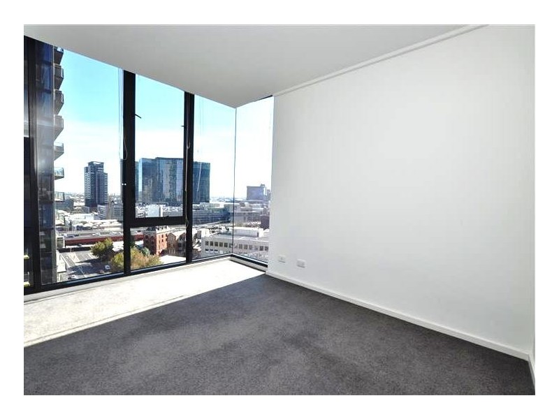 REF 21248/173 City Road, Southbank VIC 3006