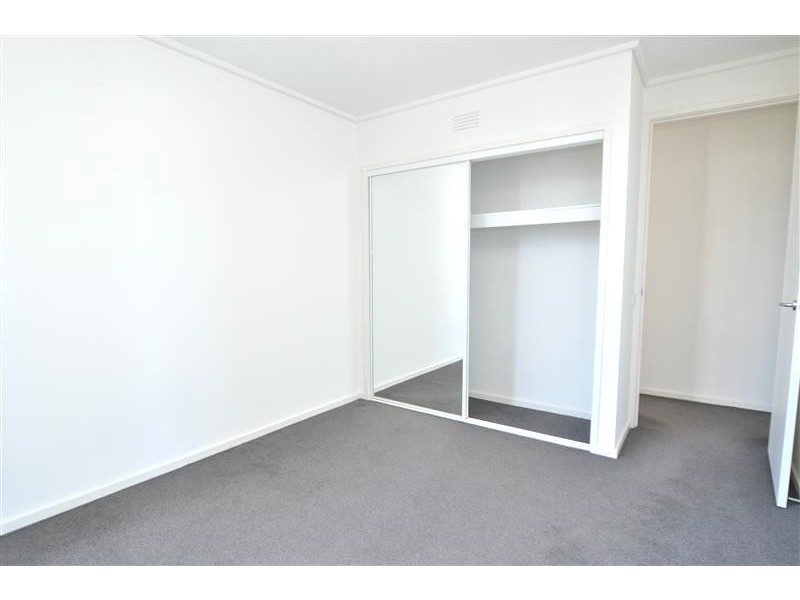 REF 21248/173 City Road, Southbank VIC 3006