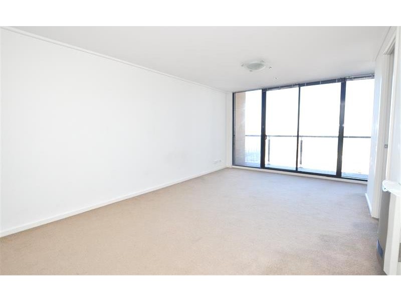 REF 21205/183 City Road, Southbank VIC 3006