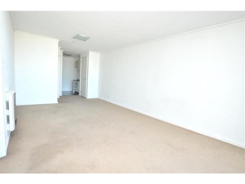 REF 21205/183 City Road, Southbank VIC 3006