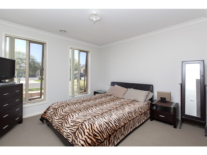 8 Corinna Avenue, Truganina VIC 3029