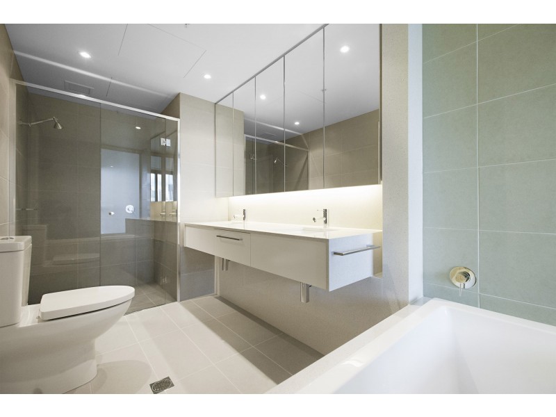 901/1 Point Park Crescent, Docklands VIC 3008