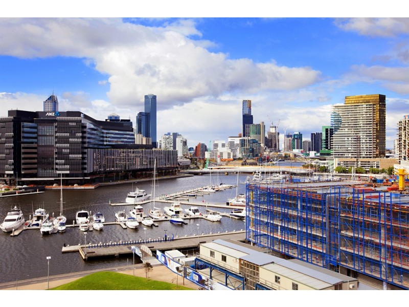 901/1 Point Park Crescent, Docklands VIC 3008