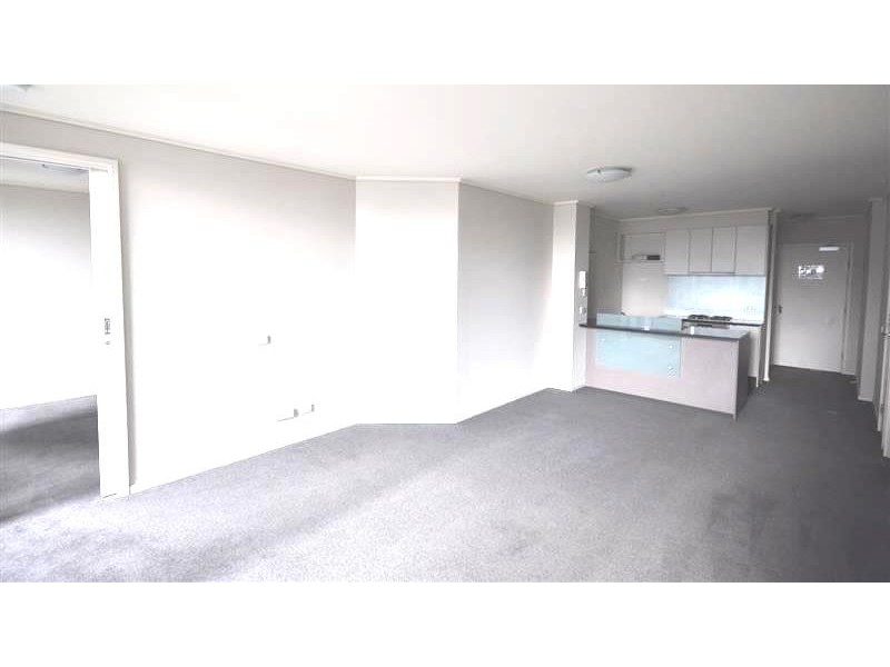 REF 21558/100 Kavanagh Street, Southbank VIC 3006