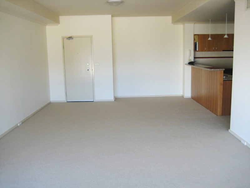 REF 21562/102 Wells Street, Southbank VIC 3006