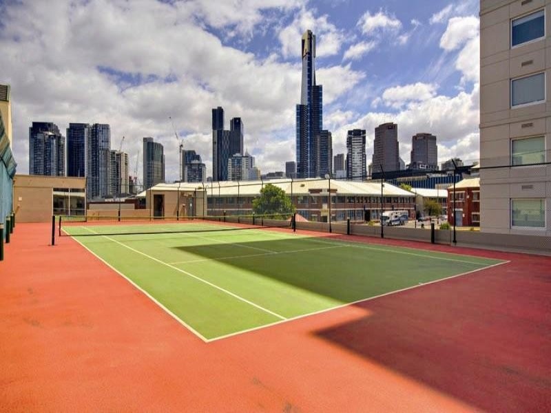 REF 21563/8 Wells Street, Southbank VIC 3006