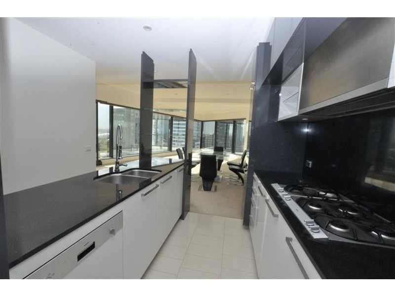 2402/7 Riverside Quay, Southbank VIC 3006