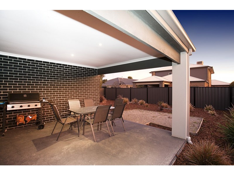 21 Marshall Terrace, Point Cook VIC 3030