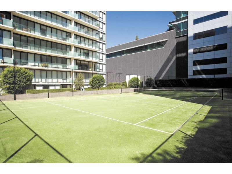 REF 21569/38 Bank Street, South Melbourne VIC 3205