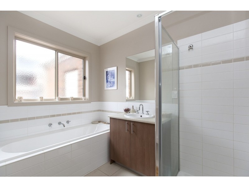 25 Windrest Way, Point Cook VIC 3030