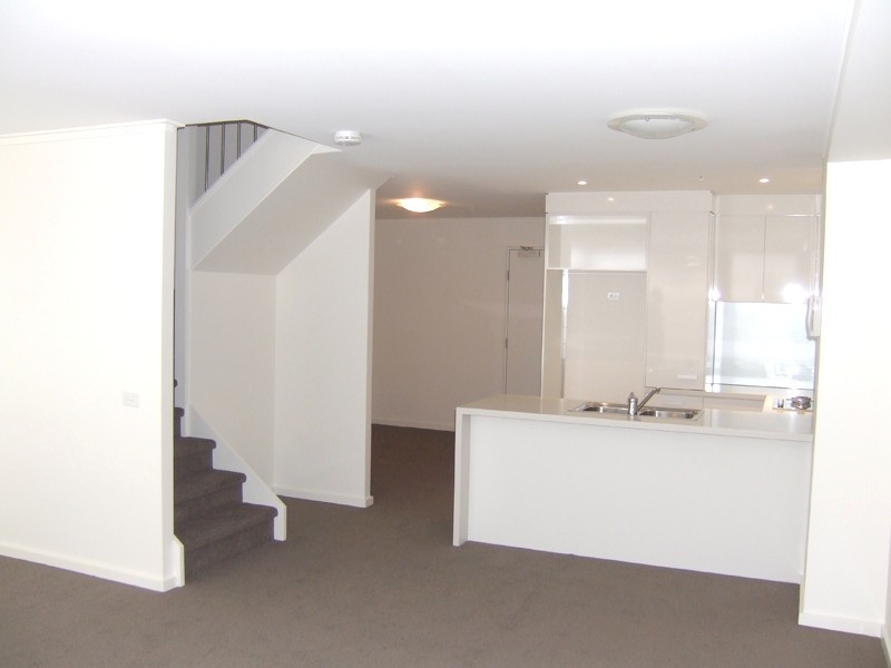 REF 21578/58 Jeffcott Street, West Melbourne VIC 3003