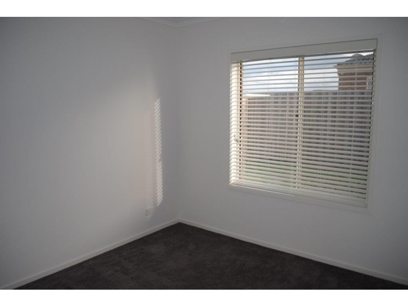 44 Canegrass Drive, Point Cook VIC 3030