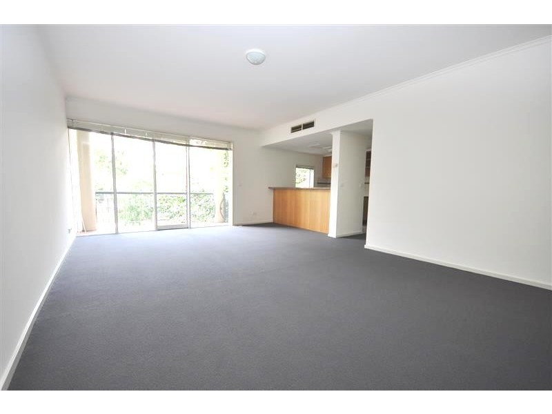 REF 21581/88 Wells Street, Southbank VIC 3006