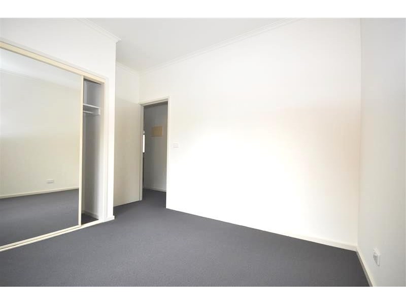 REF 21581/88 Wells Street, Southbank VIC 3006