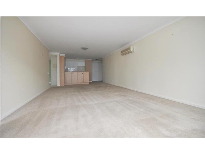 REF 21586/69 Dorcas Street, South Melbourne VIC 3205