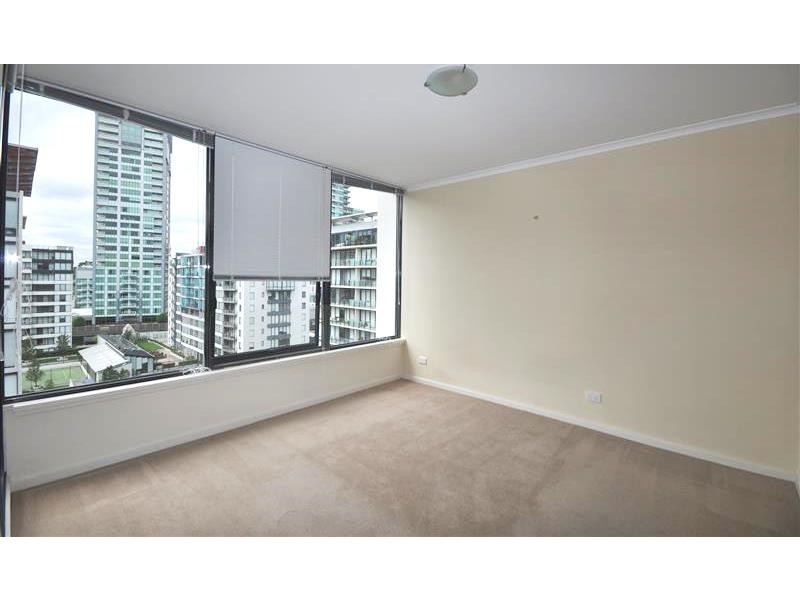 REF 21586/69 Dorcas Street, South Melbourne VIC 3205