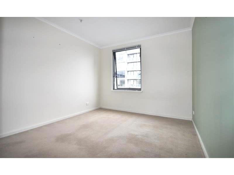 REF 21586/69 Dorcas Street, South Melbourne VIC 3205