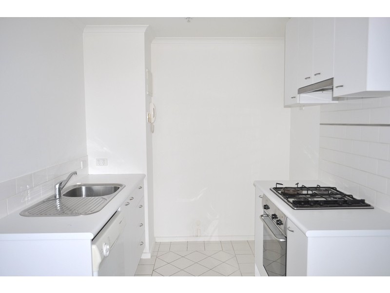 REF 21587/38 Kavanagh Street, Southbank VIC 3006