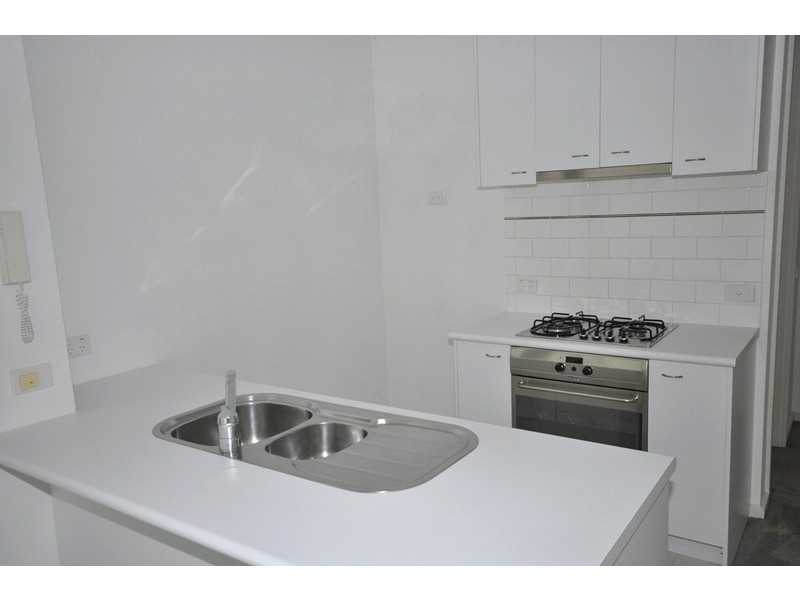 REF 215891/63 Dorcas Street, South Melbourne VIC 3205