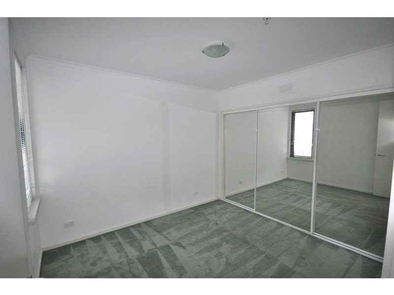 REF 215891/63 Dorcas Street, South Melbourne VIC 3205