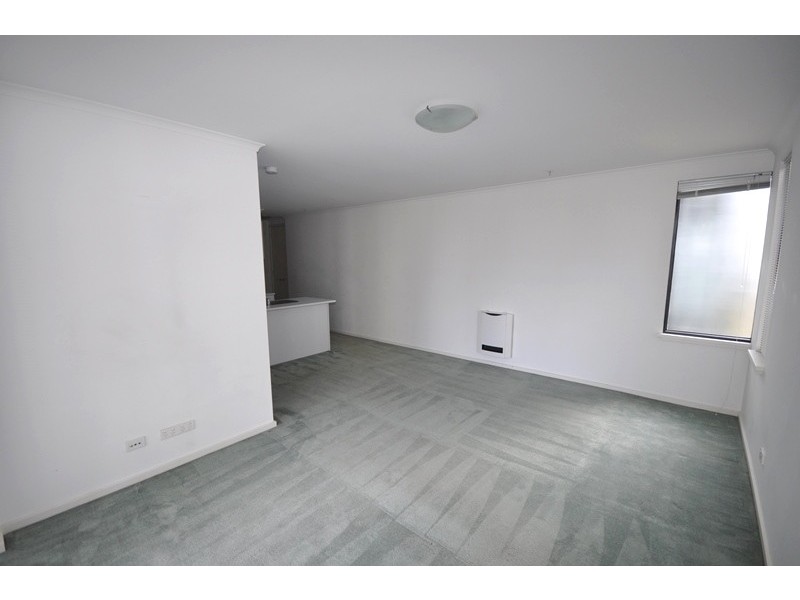 REF 215891/63 Dorcas Street, South Melbourne VIC 3205