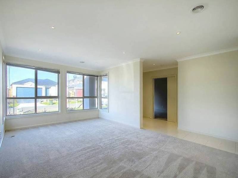 13 Earth Street, Point Cook VIC 3030