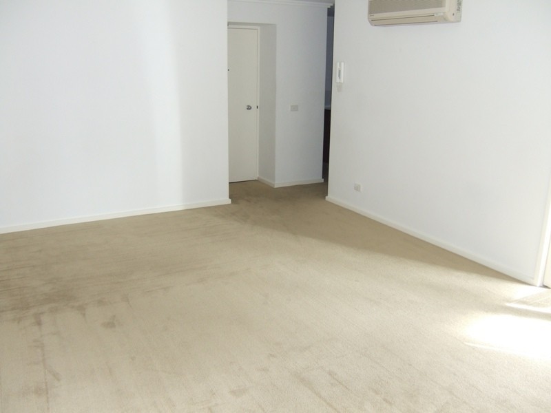 REF 21601/22 Kavanagh Street, Southbank VIC 3006