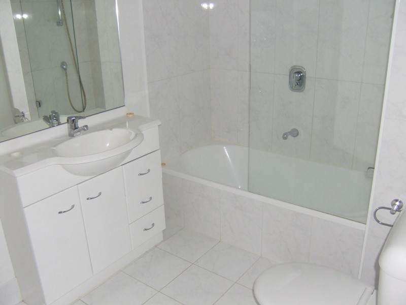 REF 21601/22 Kavanagh Street, Southbank VIC 3006