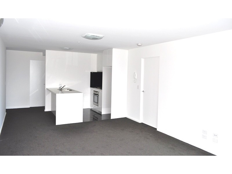 REF 28012/241 City Road, Southbank VIC 3006
