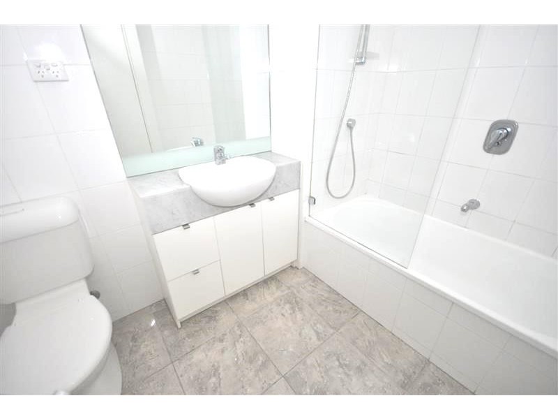 REF 21614/183 City Road, Southbank VIC 3006