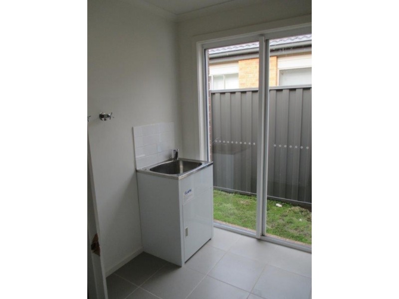 8 Prairie Place, Truganina VIC 3029