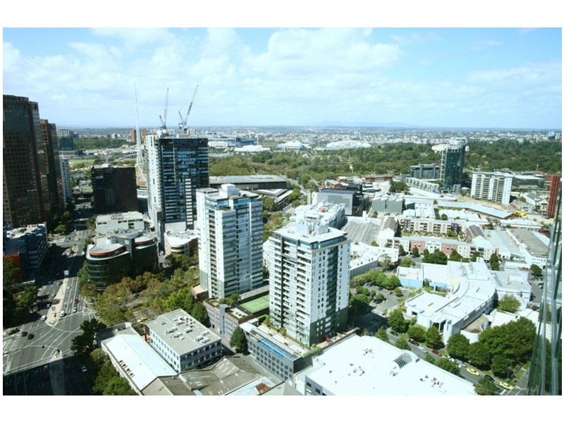 REF 21629/180 City Road, Southbank VIC 3006