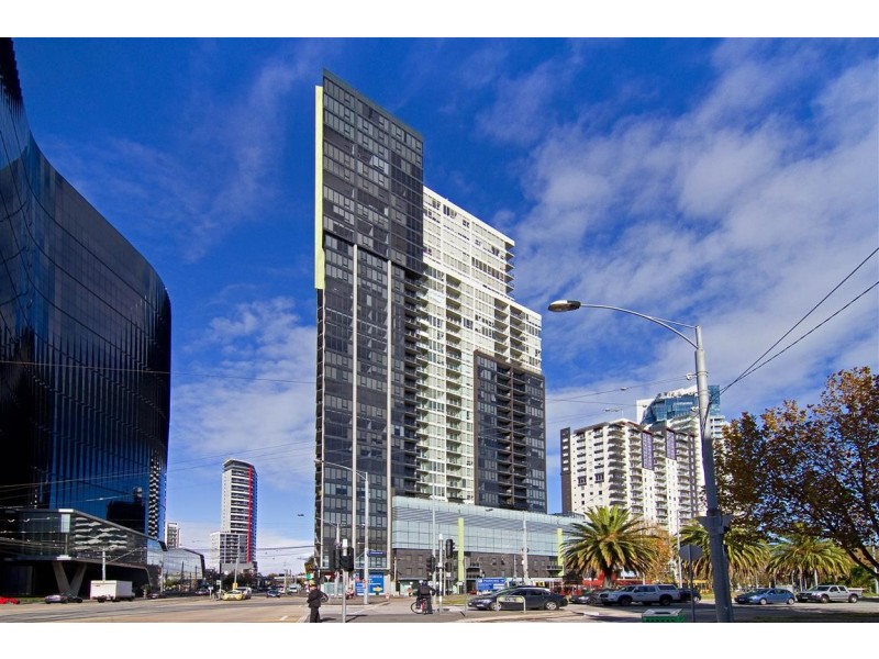 REF 21237/63 Whiteman Street, Southbank VIC 3006
